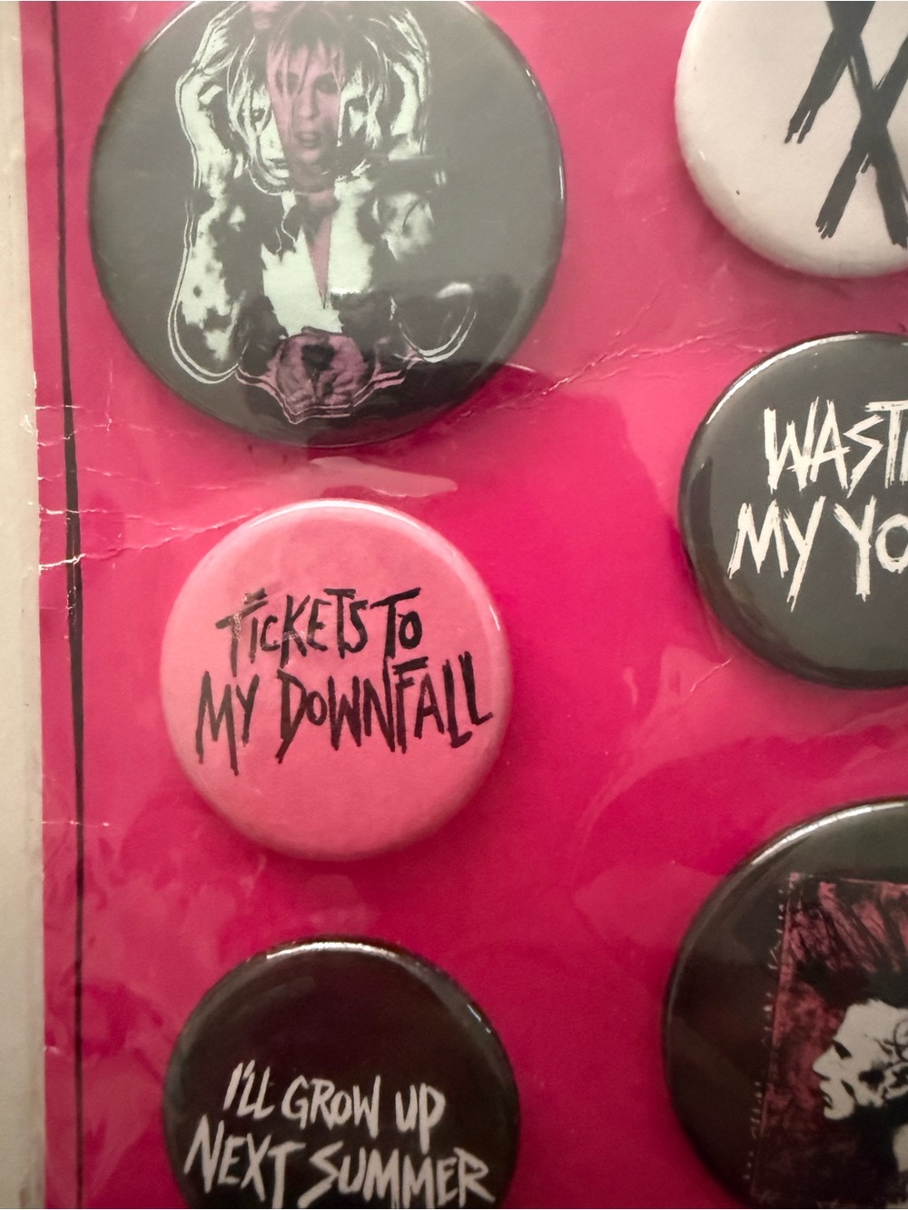 Machine Gun Kelly Button Pin Set - Pink & Black tickets to my downfall - Picture 3 of 4